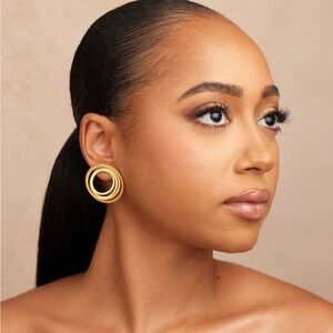 Archived Khoi Tika Classic Gold Triple Hoop Earrings- Small